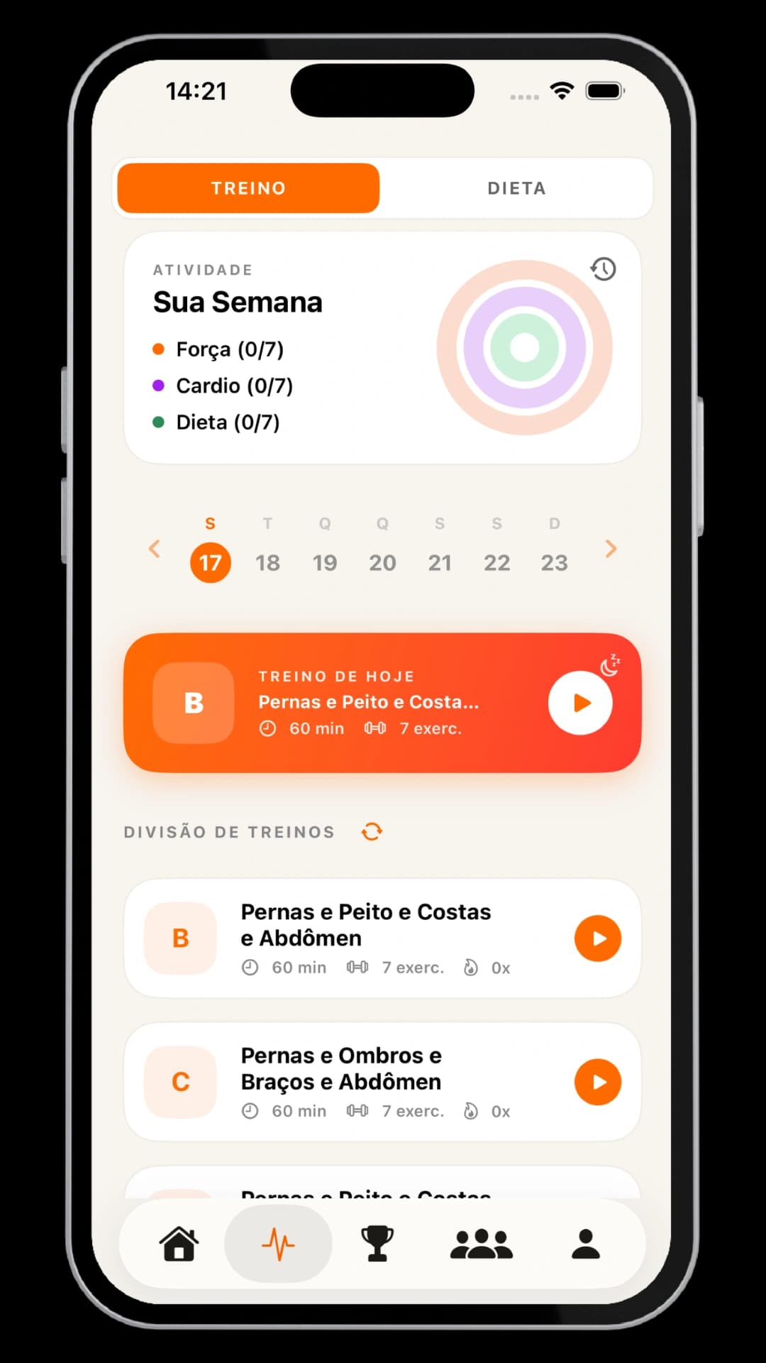 Tela do app com a divisão de treinos da semana